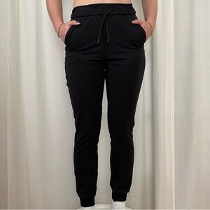 Lululemon Women's Black Keep Moving Jogger Pants Sz 0